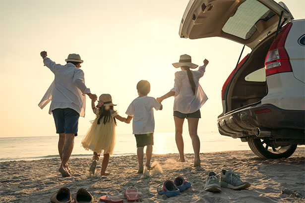 Travel and Car Safety Check List for Holiday Tripping Travel and Car Safety Check List for Holiday Tripping