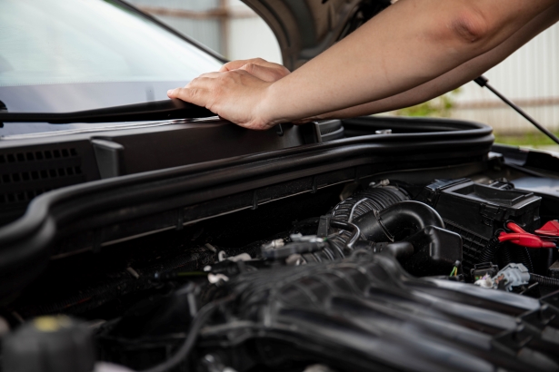 Comparing similar vehicle parts Car engine